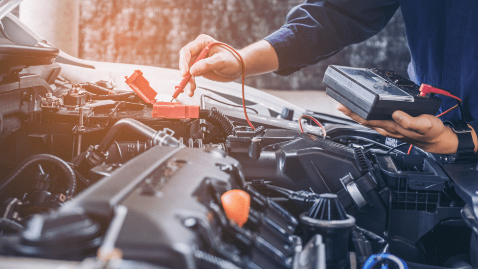 Auto-Mechanic-1-ph7v81qxnj1f457v6ijzzqbfpq3vnpmaxcqmlf356o IMI Approved MOT Training provider